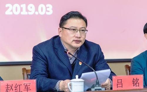 新闻配图